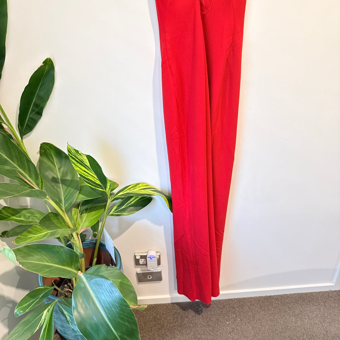 THE EDIT BY BEGINNING BOUTIQUE Low Back Split Maxi Dress - Size M