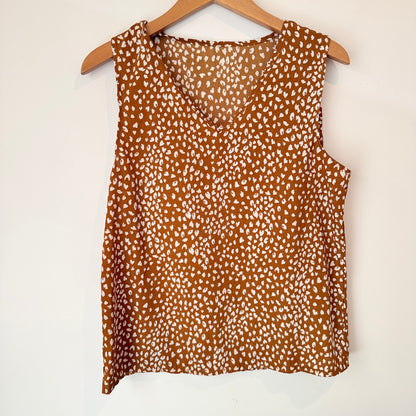 Shein Size M Sleeveless V-Neck Top