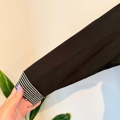 Vincent Size 10 Black V-Neck 3/4 Sleeve Top