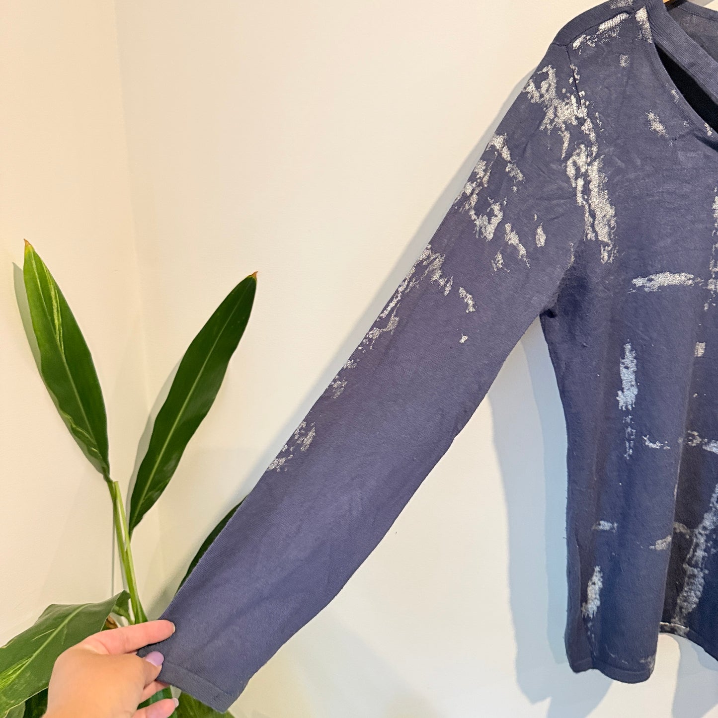 Seven Stars Size M Long-Sleeved Top