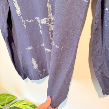 Seven Stars Size M Long-Sleeved Top