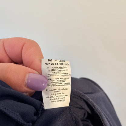 Colett Size 38 V-Neck Midi Dress