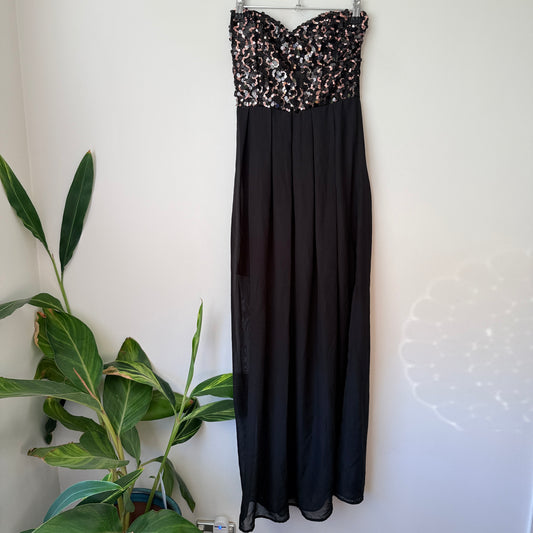 Pagani Exclusive Size 8 Beaded Formal Dress