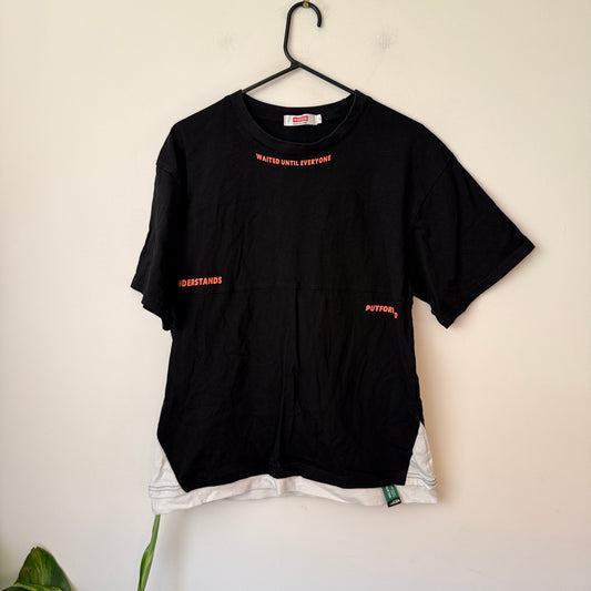 Skicen Size L Short-Sleeved T-Shirt
