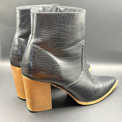 Black Croc-Style Heeled Ankle Boots – Women’s Size 9