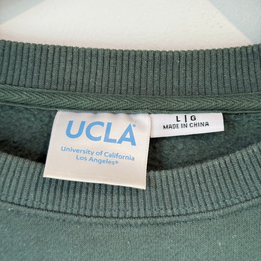Cotton On UCLA L Vintage Green Cropped Sweatshirt