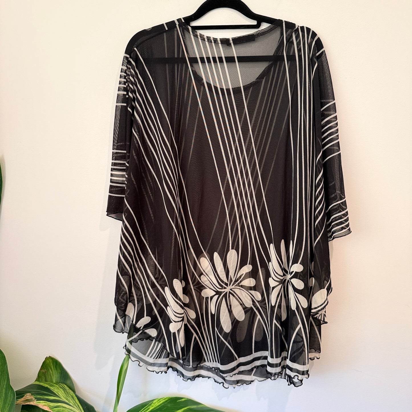 Youslim Design One-size Sheer Tunic