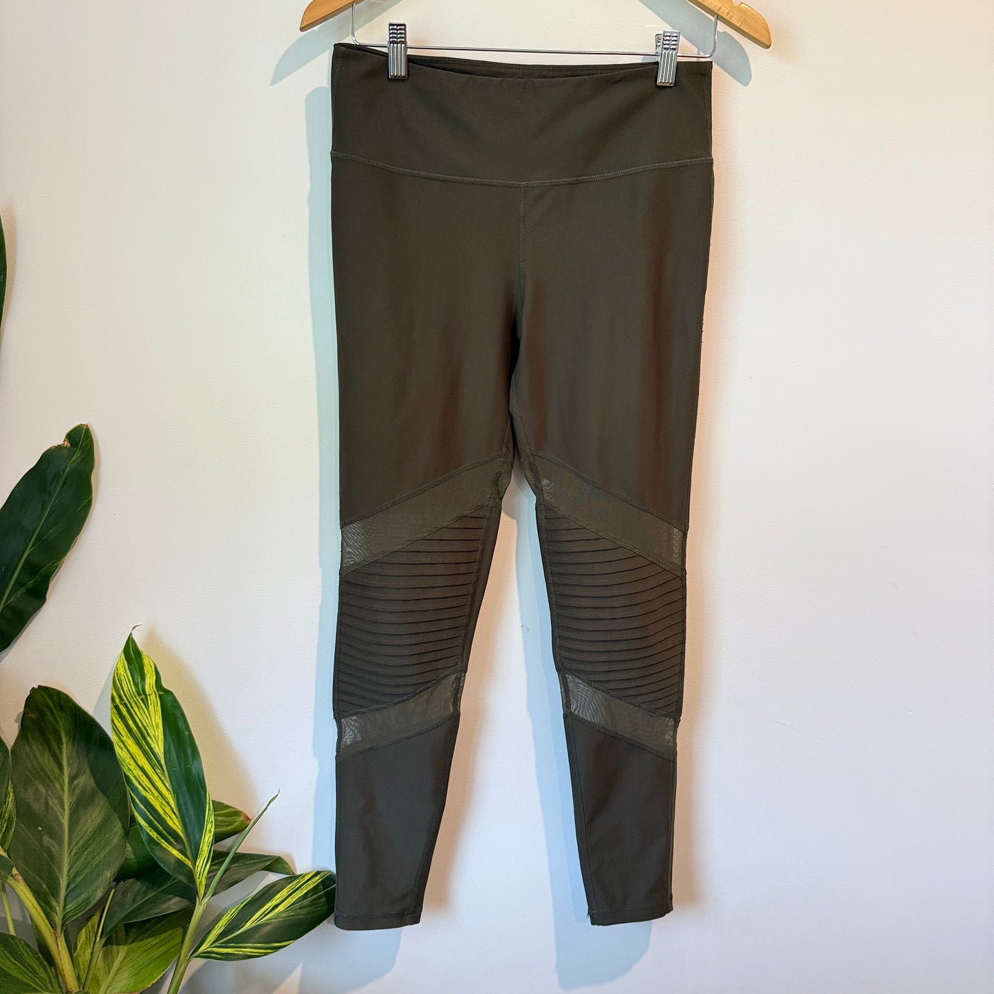 Nimble Size M Black High-Waisted Moto Leggings