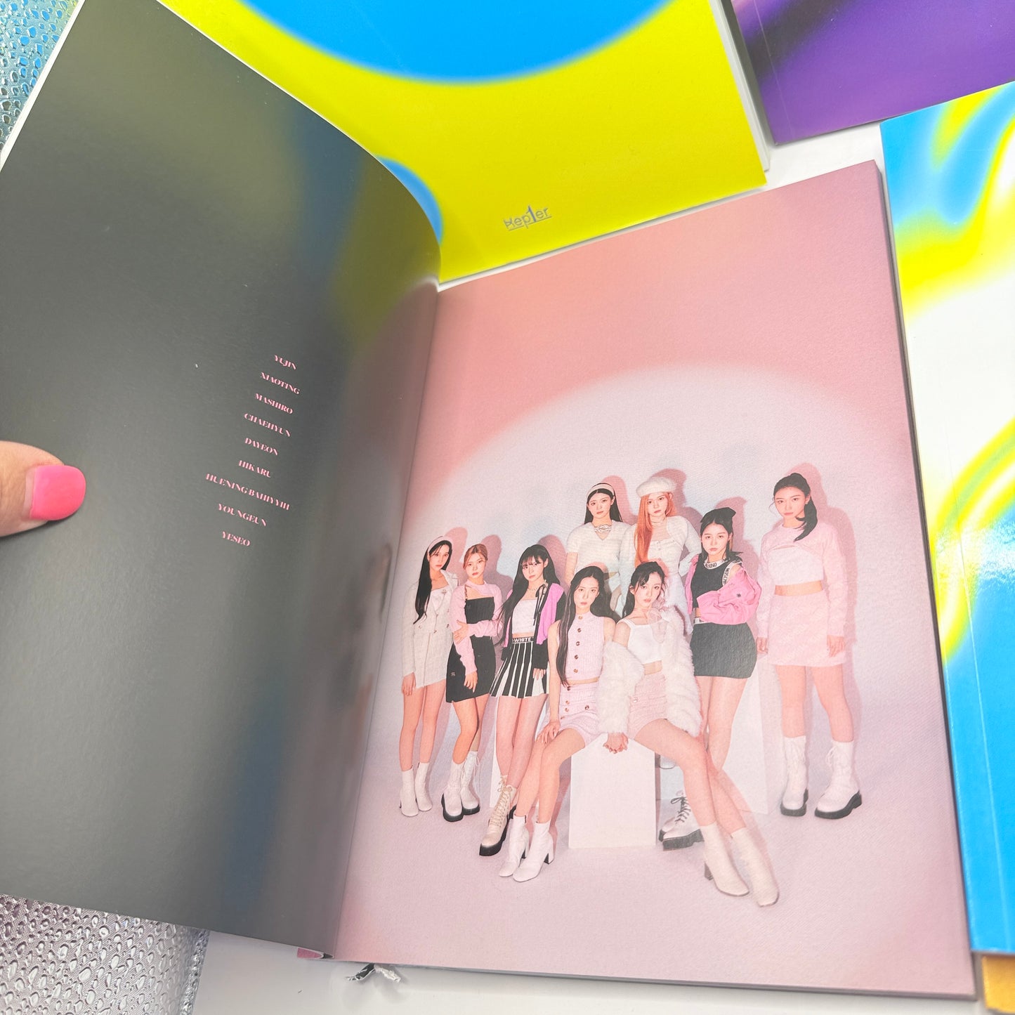 Kep1er & IVE: Deluxe K-Pop Album & Photo Book Collection