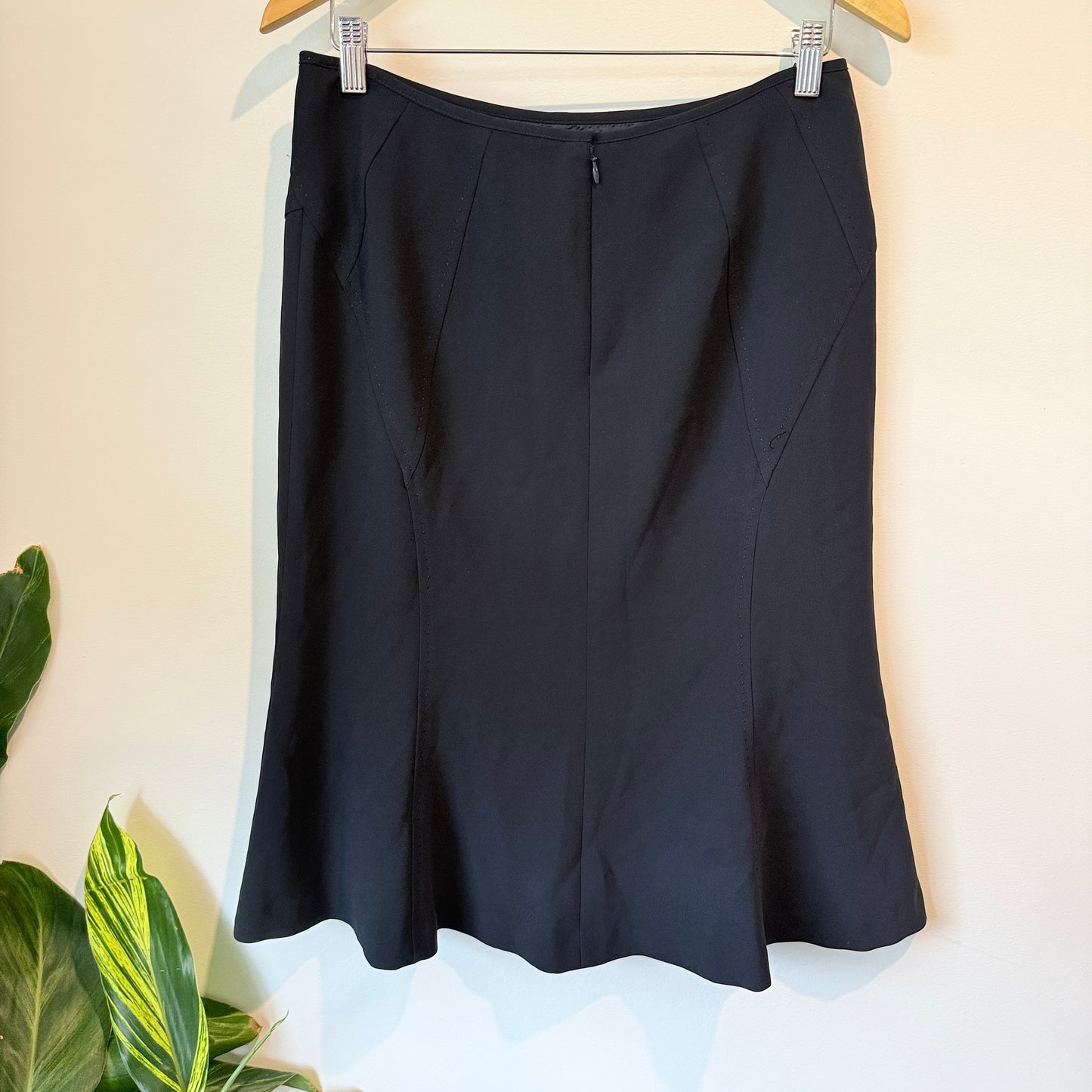 Jaeger Size 14 Black Career Flared Ruffled Skirt