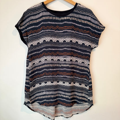 Loobies Story Size 8 Patterned Short-Sleeved Blouse