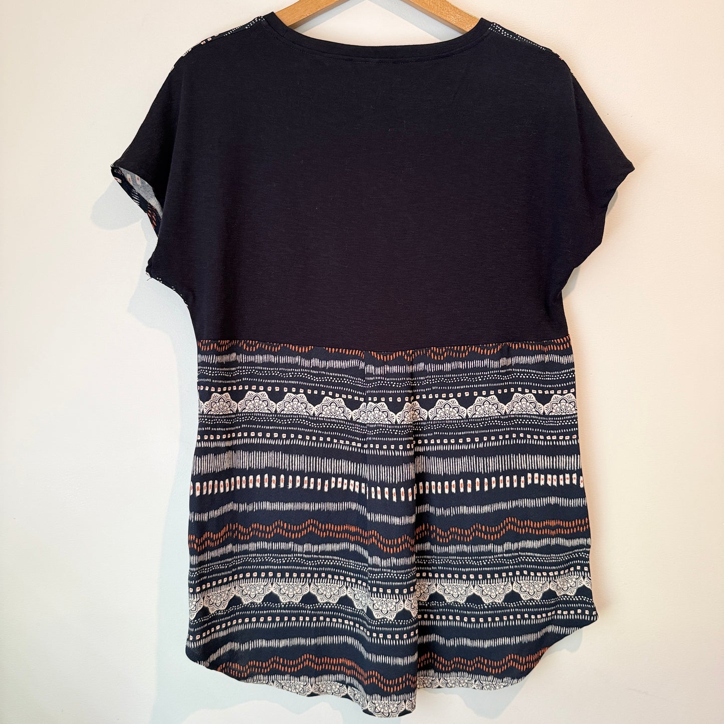 Loobies Story Size 8 Patterned Short-Sleeved Blouse