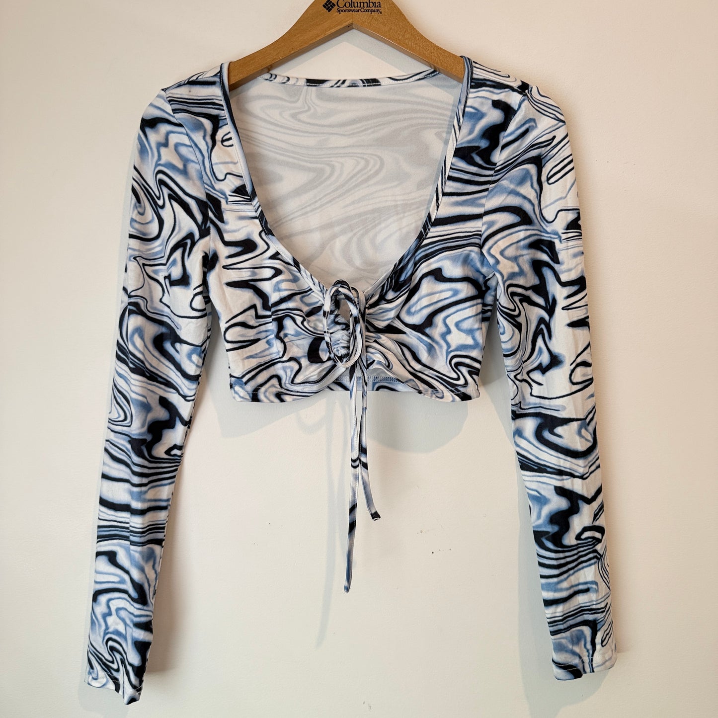 Shein Size M Long Sleeved Crop Top