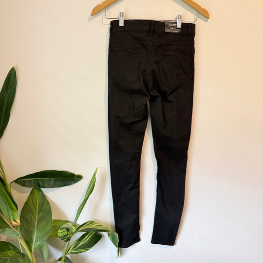 H&M Divided Super Skinny Low Waist Black Jeans Size 6