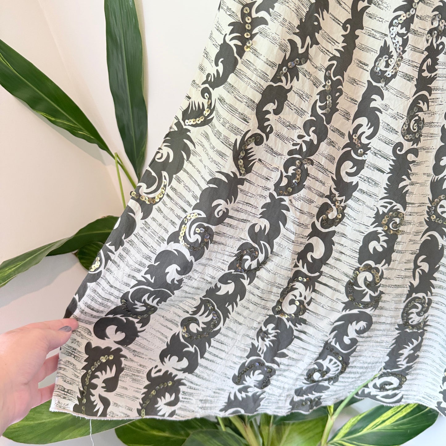 Verge Skirt in Black and Cream Abstract Print - Size 18