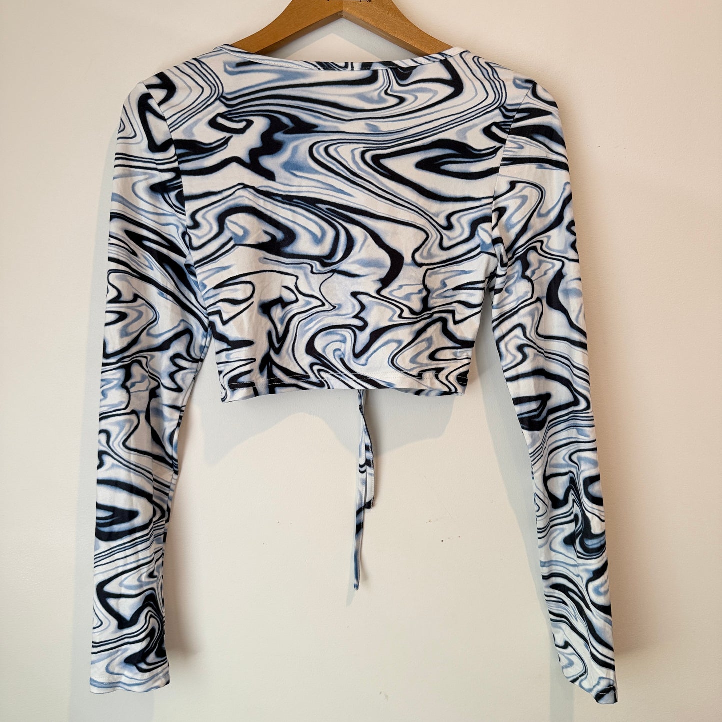 Shein Size M Long Sleeved Crop Top