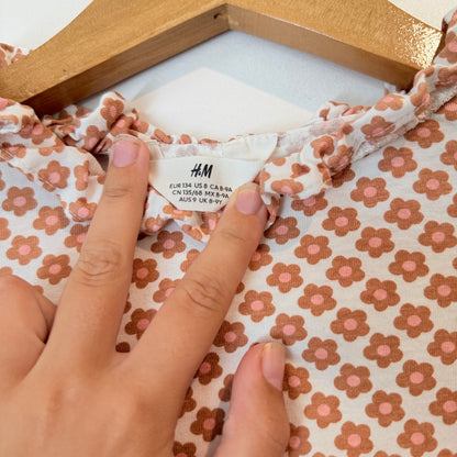 H & M Size 8-9y Long-Sleeved 70s Flower Top