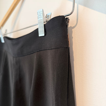 Brand Unknown Black Skirt – Waist 75cm