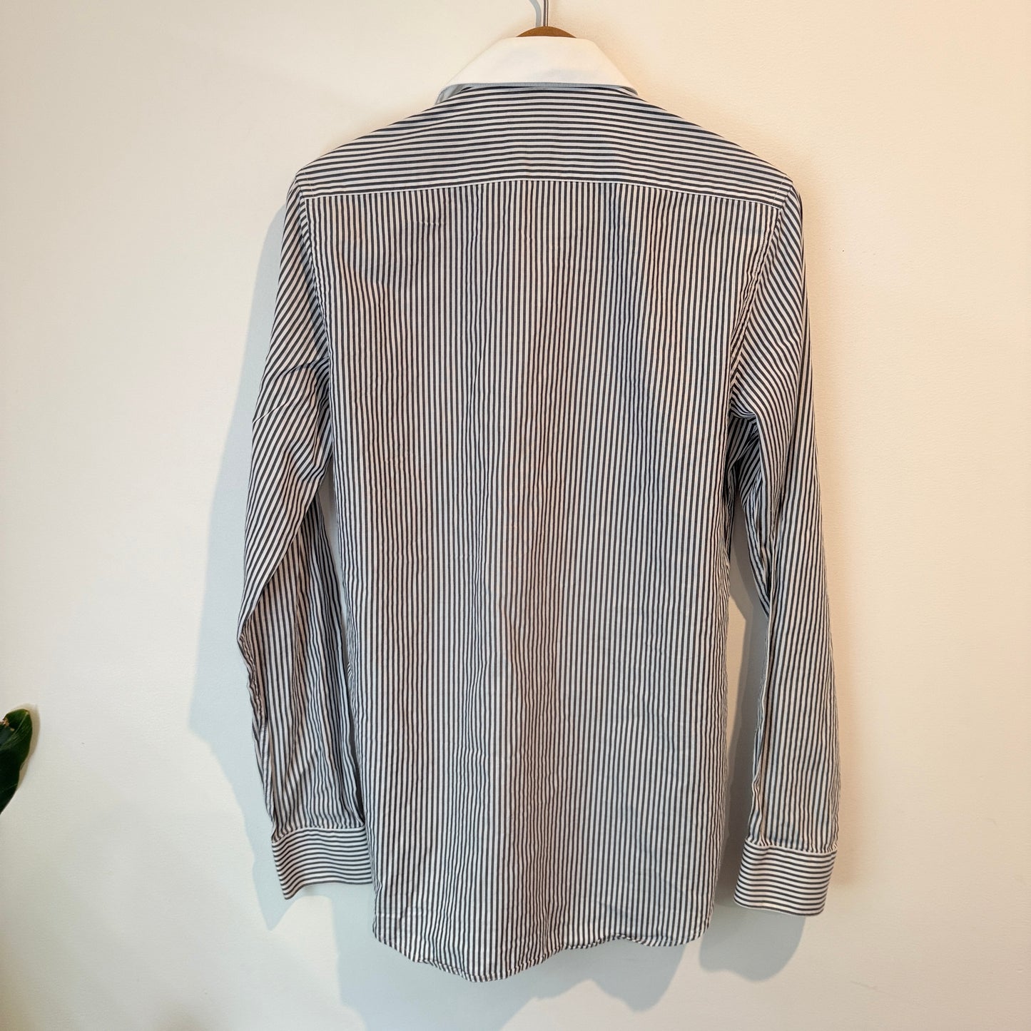 H. Brothers Size XS Vertical Striped Shirt