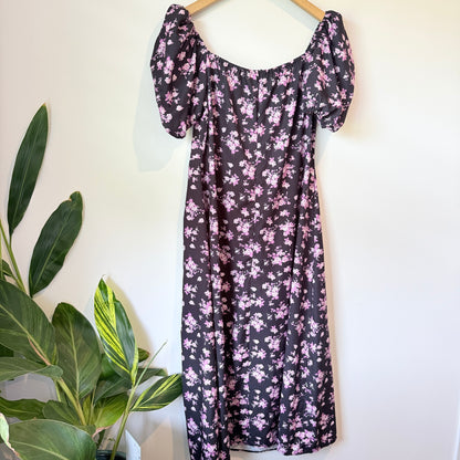 Black Floral Dress - XL (45cm U/Arm)