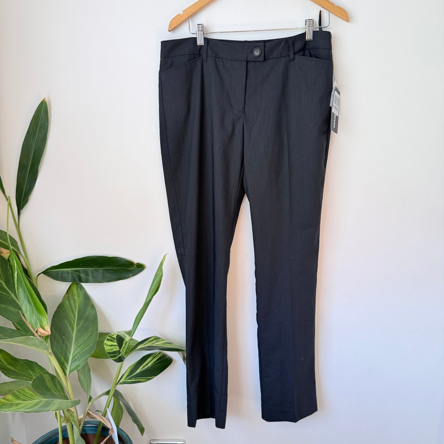 Deane Women’s Tailored Work Pants Black Size 14