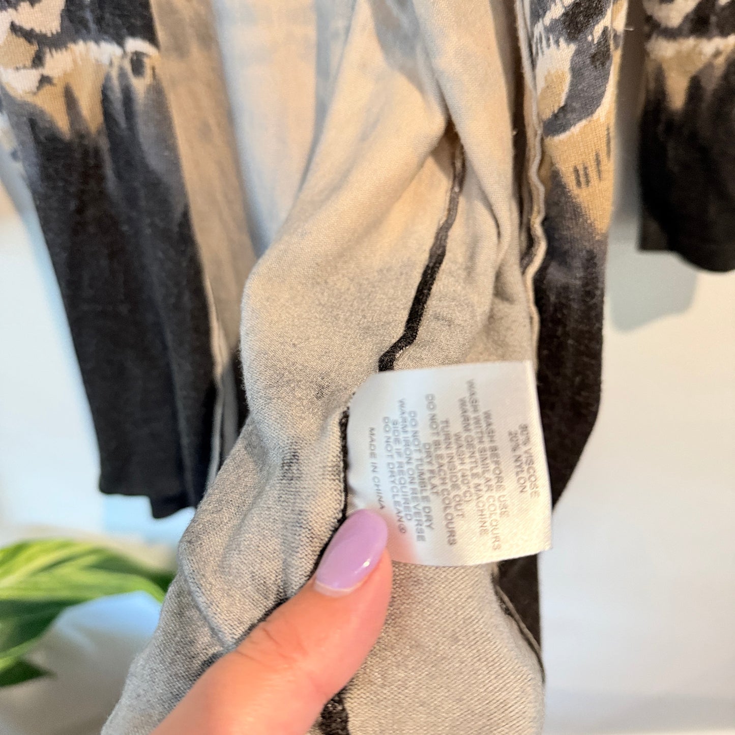 Ella J Size M Animal Print Open-Front Cardigan