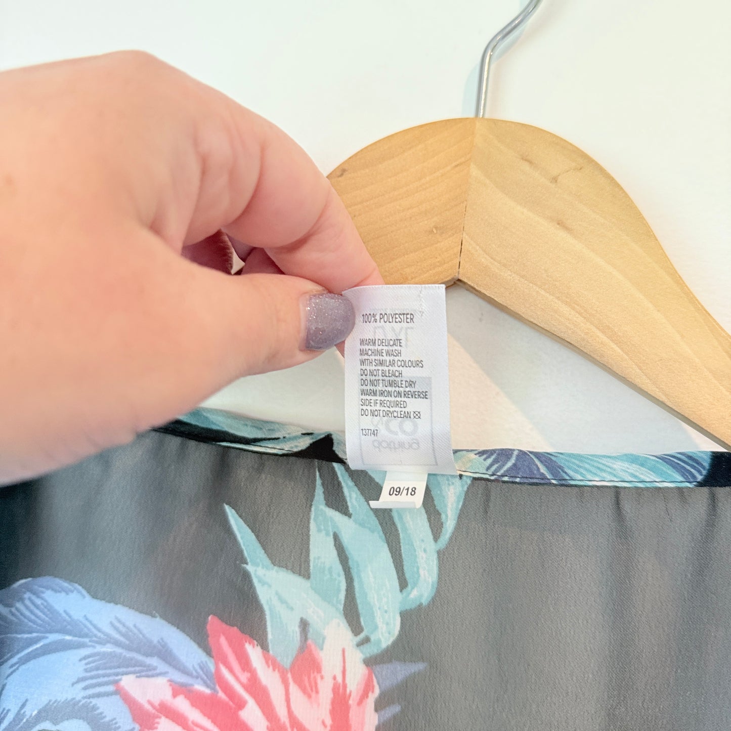 Clothing & Co Swim Floral Kaftan Cover Up - Size S