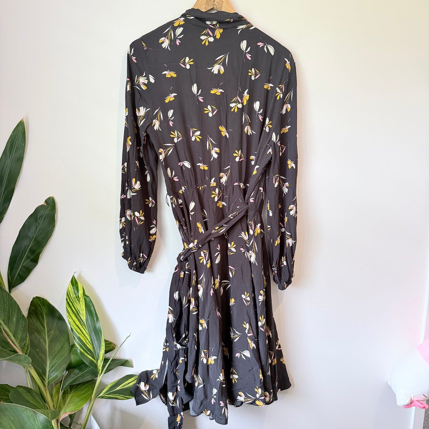 Country Road Floral Wrap Dress Black Multi Size 14