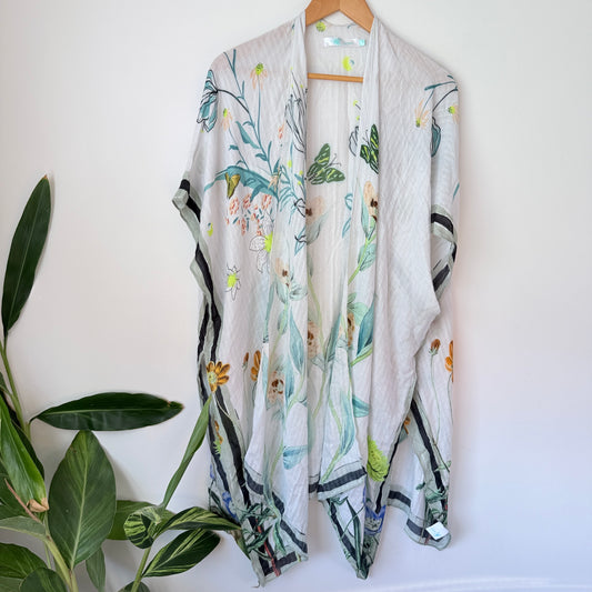 Sirene One Size Floral Print Ruana Kimono-Style Topper