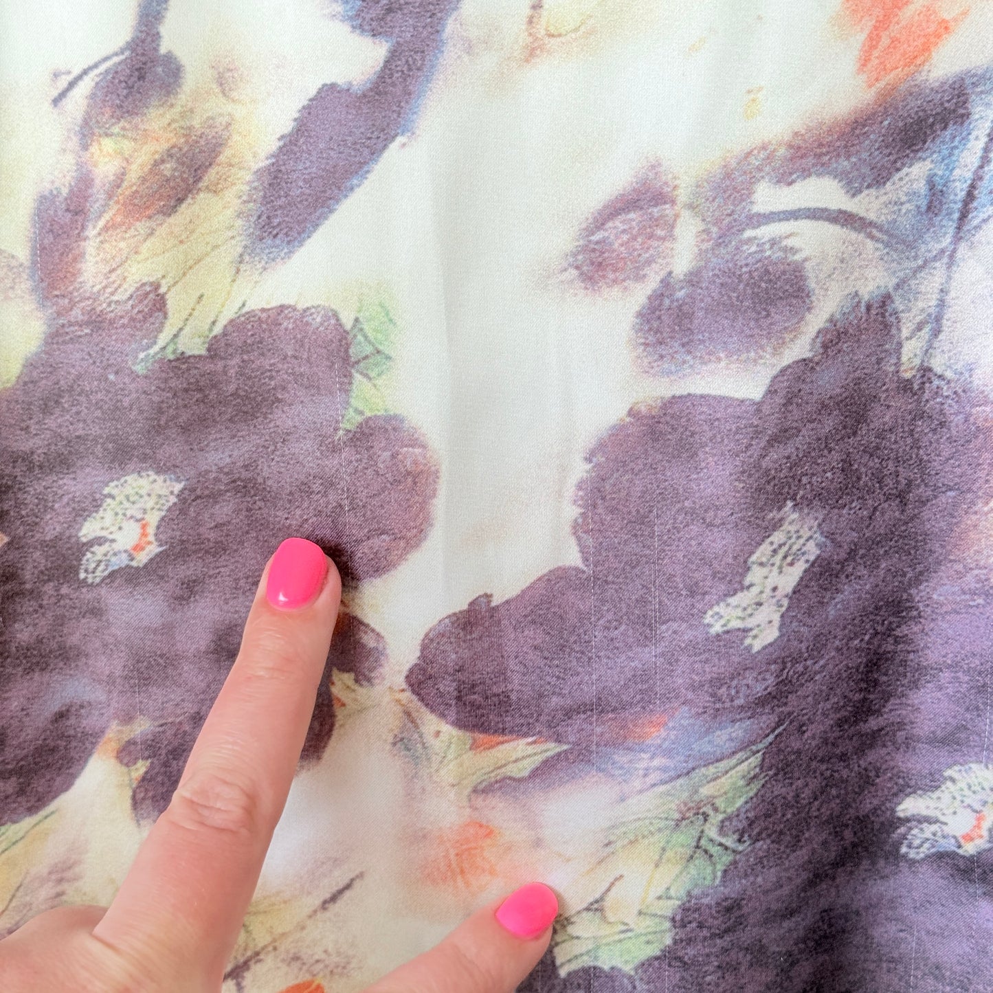 Beautiful Watercolor Floral Sleeveless Shift Dress - 50cm U/Arm