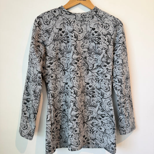 Brand Unknown Long-Sleeve Patterned Top – U/Arm 46cm
