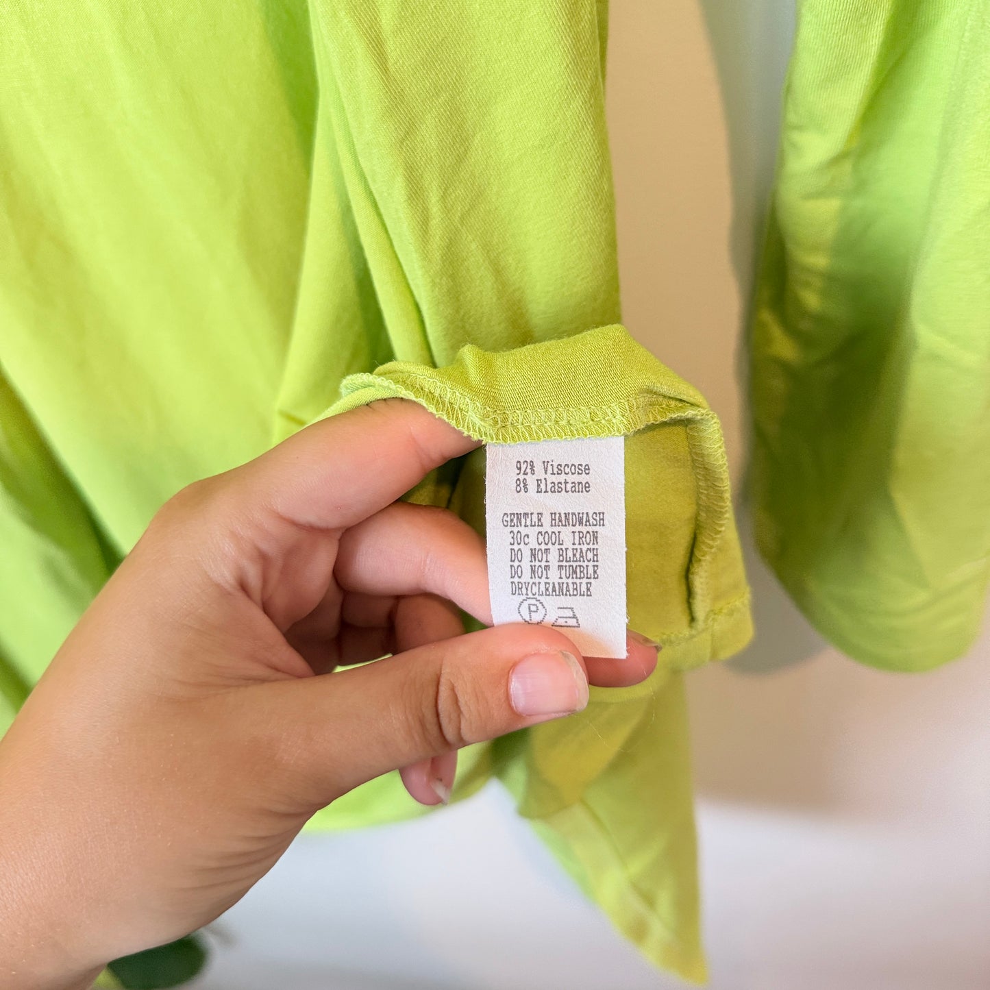 Jane Daniels (NZ Made) Size 8 Longline Waterfall Cardigan