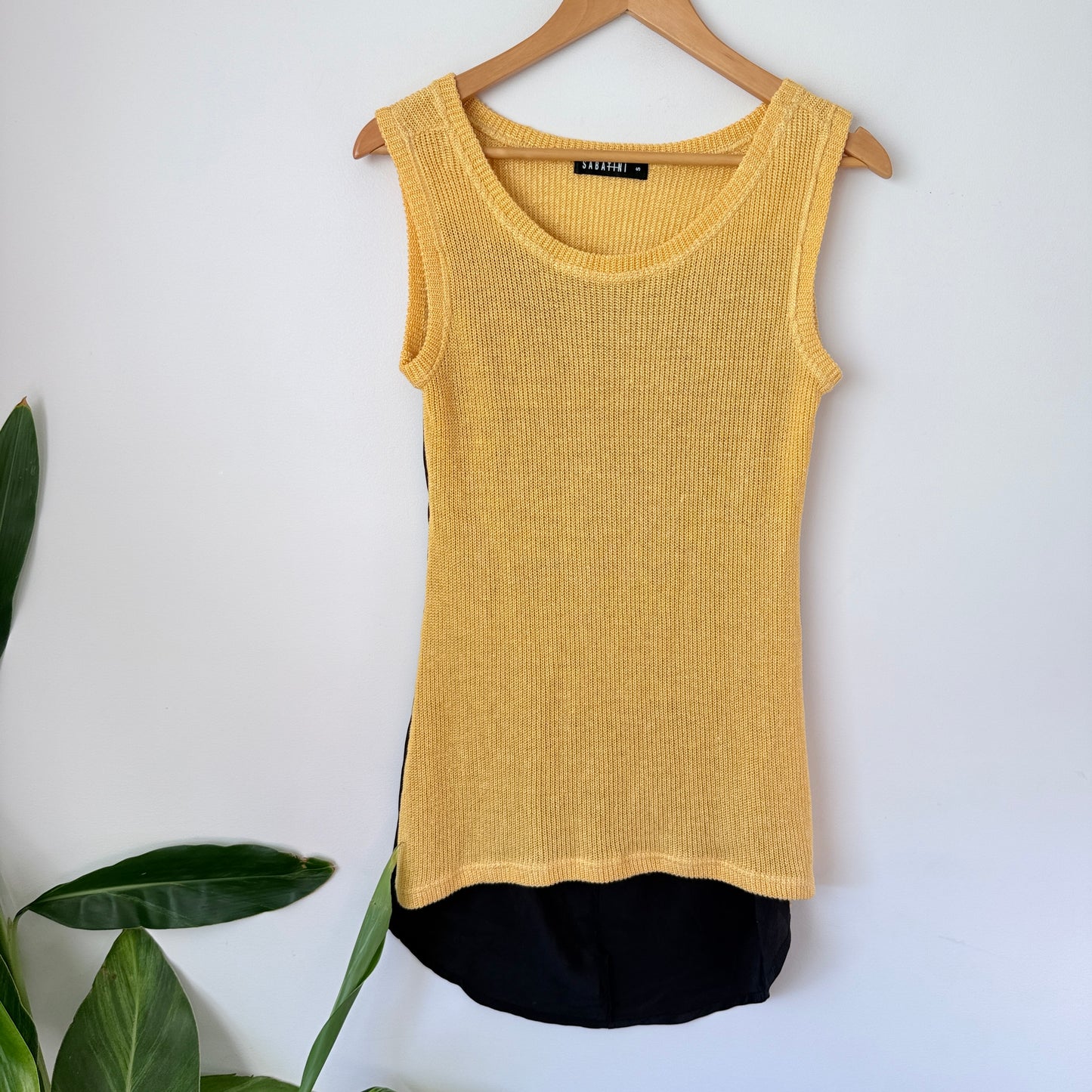 Sabatini Size S Ribbed Design Knit Tank Top