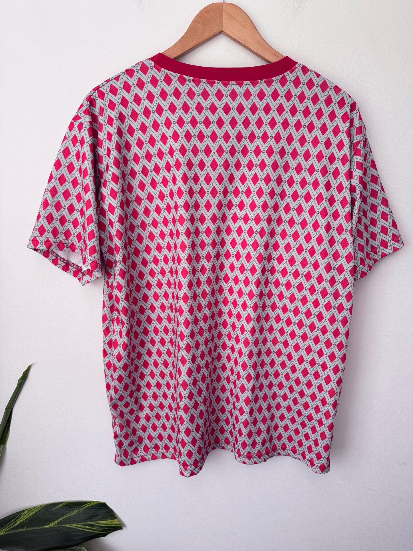 Ceraolei Size 2 (49cm u/arm) Geometric Diamond Pattern T-Shirt