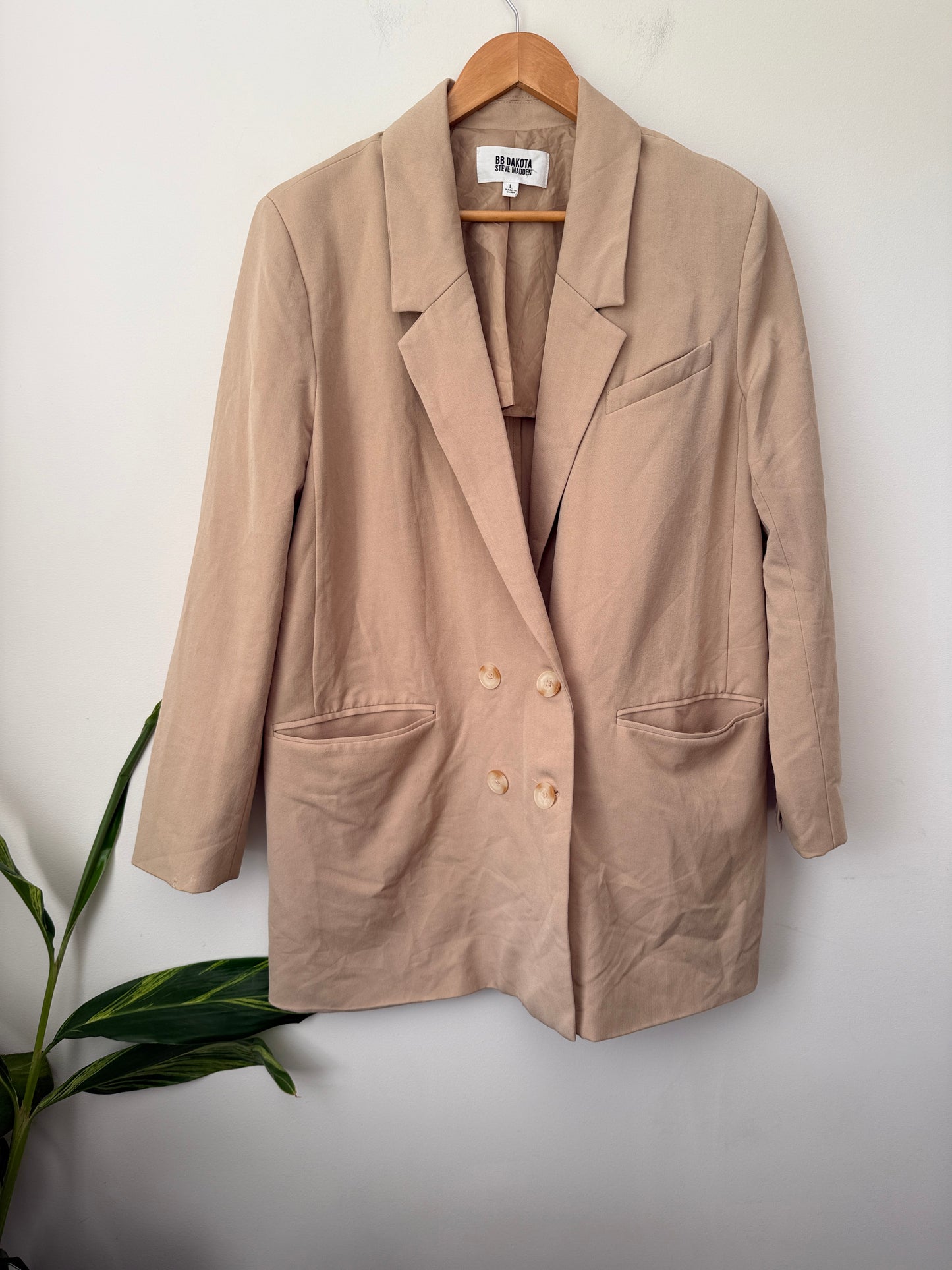BB Dakota Size L Double-Breasted Blazer