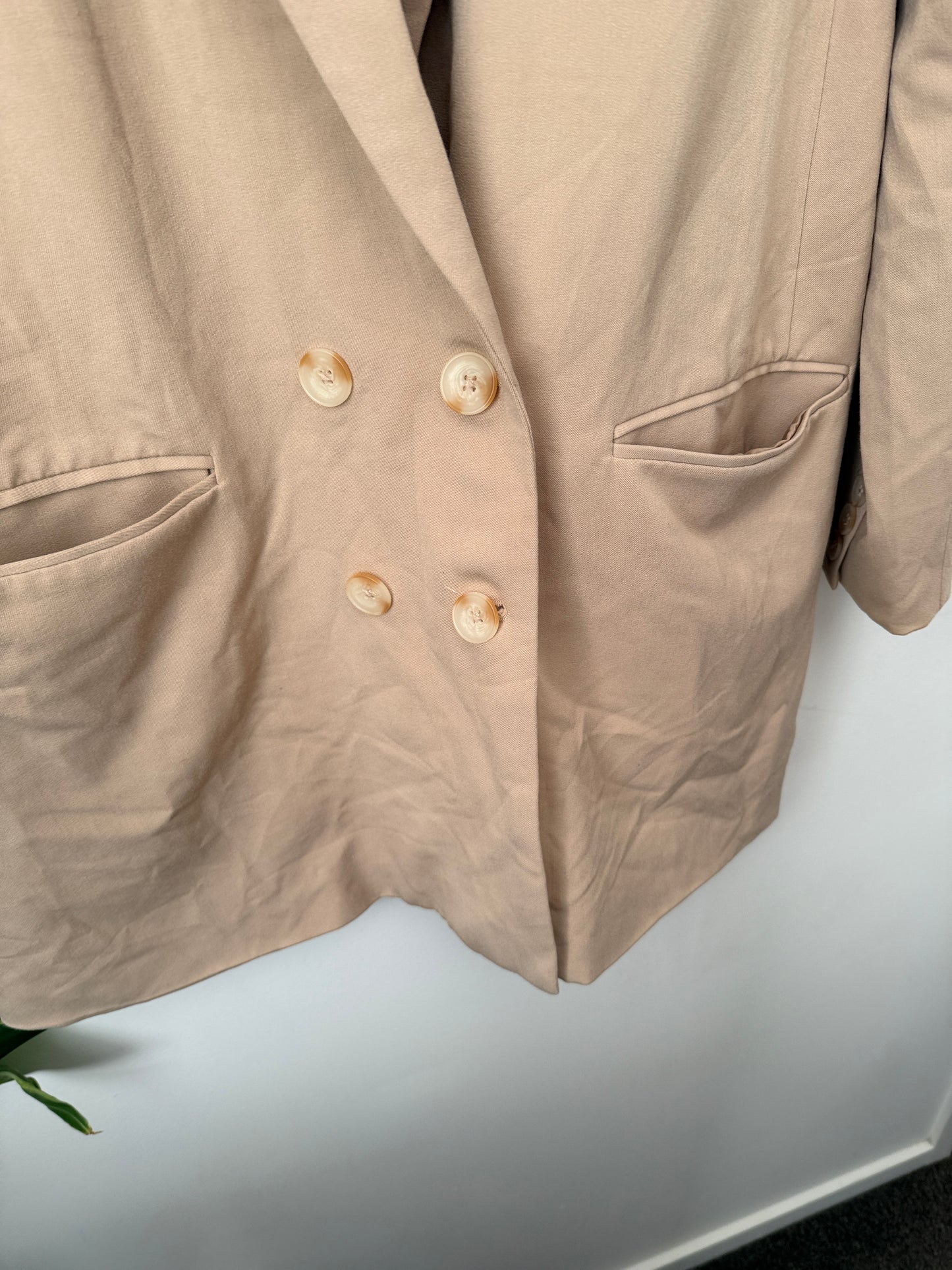 BB Dakota Size L Double-Breasted Blazer