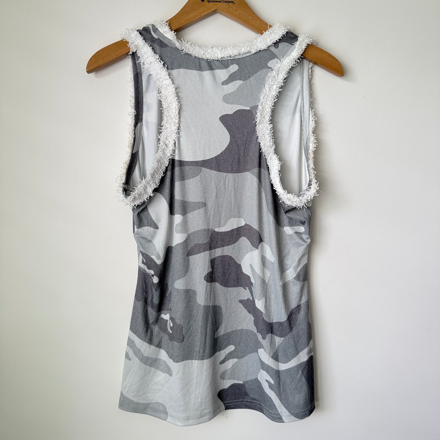 Urbanic Size XL Ribbed Tank Top