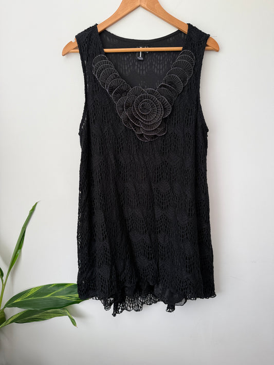 Izabel Size 16 Sleeveless Lace Top