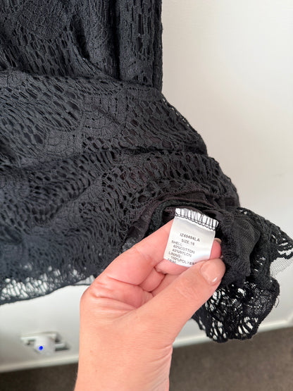 Izabel Size 16 Sleeveless Lace Top