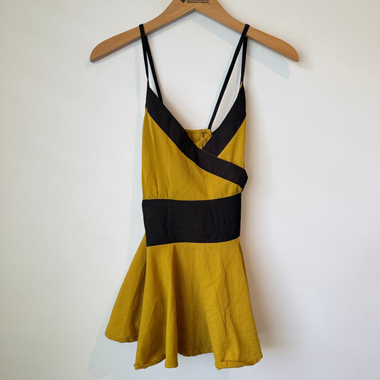 Dhwoar Eyelet Peplum Mini Dress – U/Arm 42cm