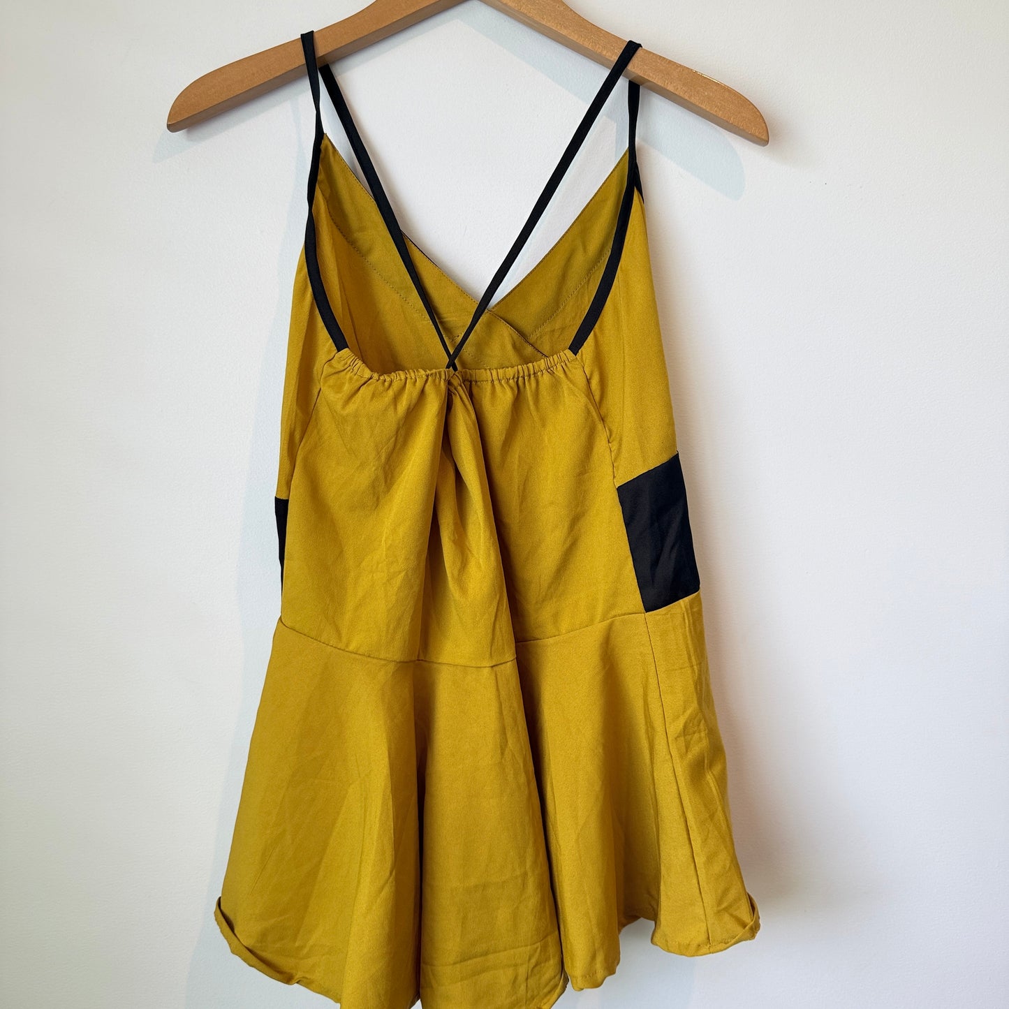 Dhwoar Eyelet Peplum Mini Dress – U/Arm 42cm