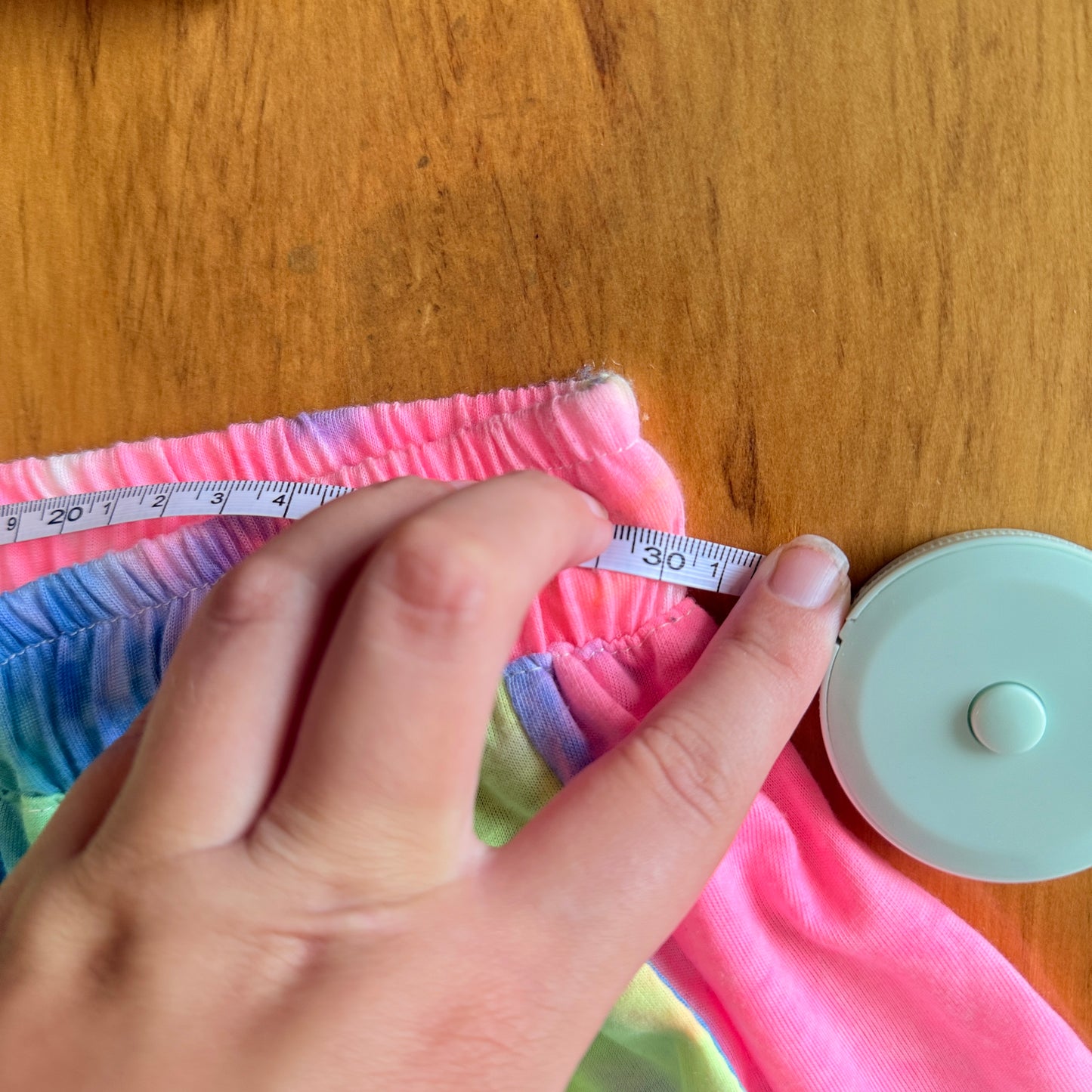 Brand Unknown Distressed Tie-Dye Track Shorts – Waist 60cm