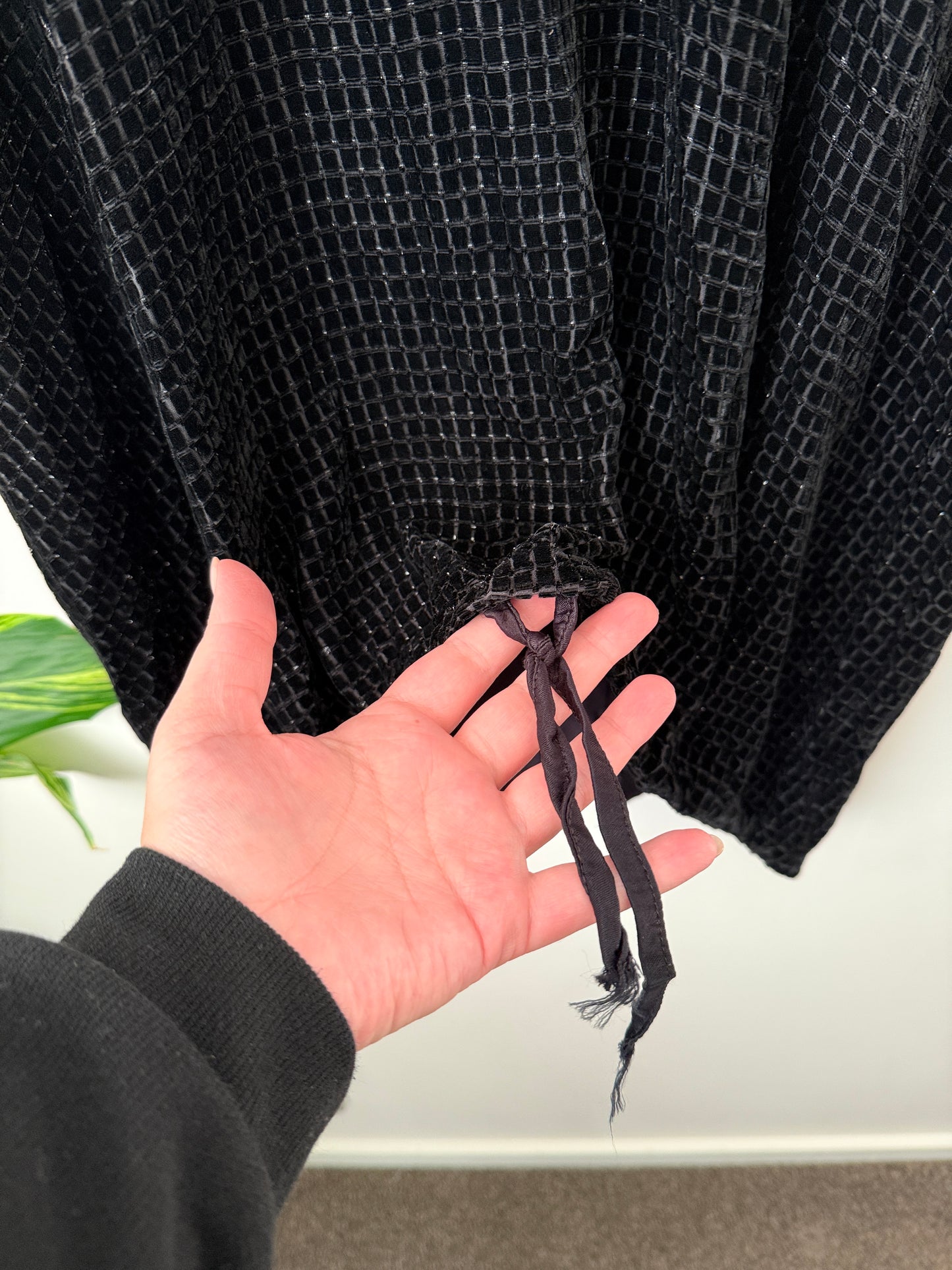 Staple + Cloth Size L Textured Knit Tunic