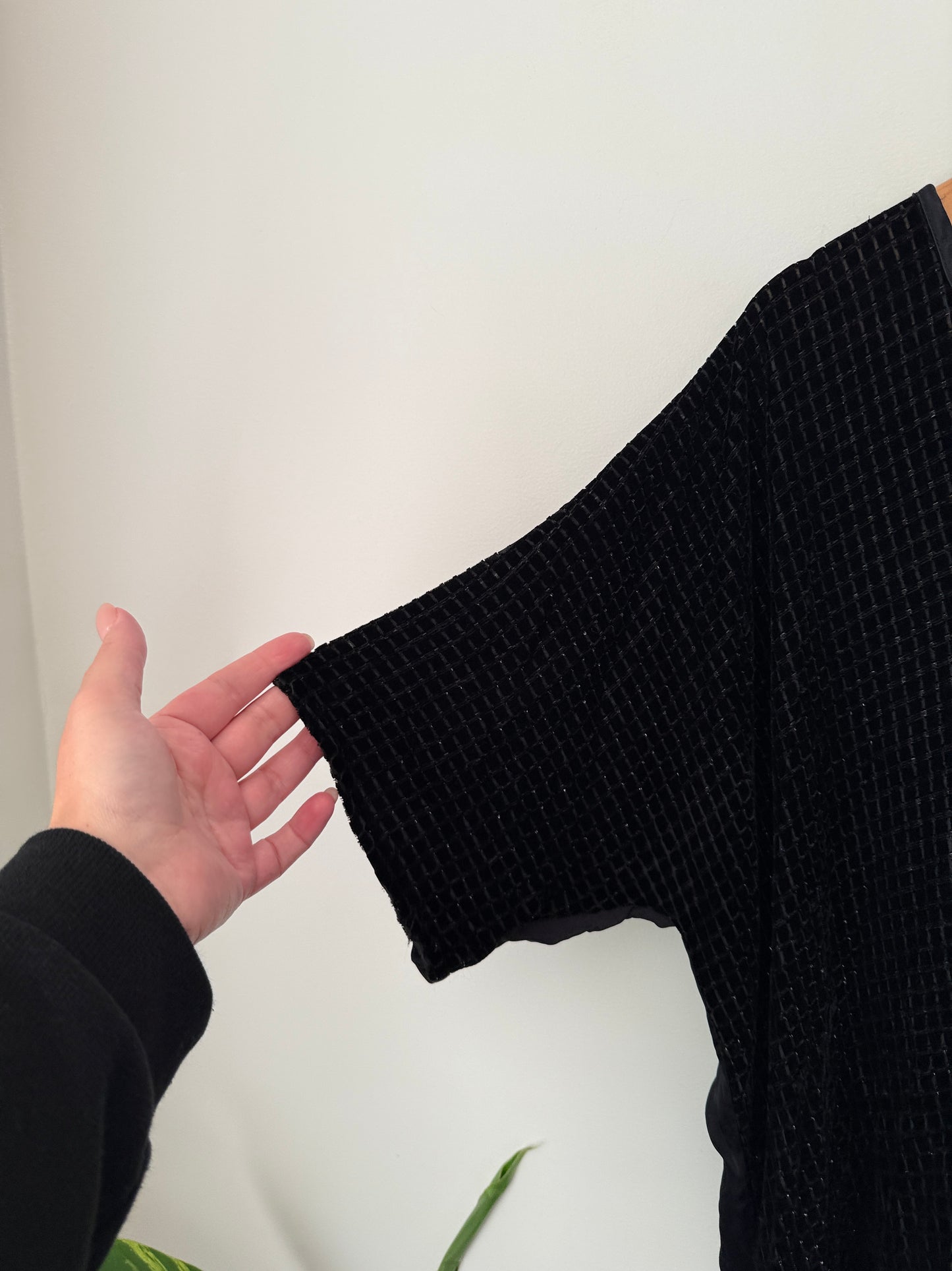 Staple + Cloth Size L Textured Knit Tunic