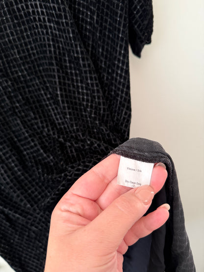 Staple + Cloth Size L Textured Knit Tunic
