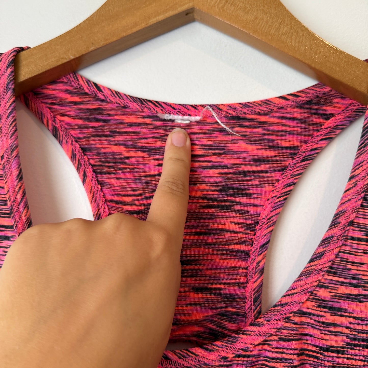 Brand Unknown Athletic Tank – U/Arm 45cm