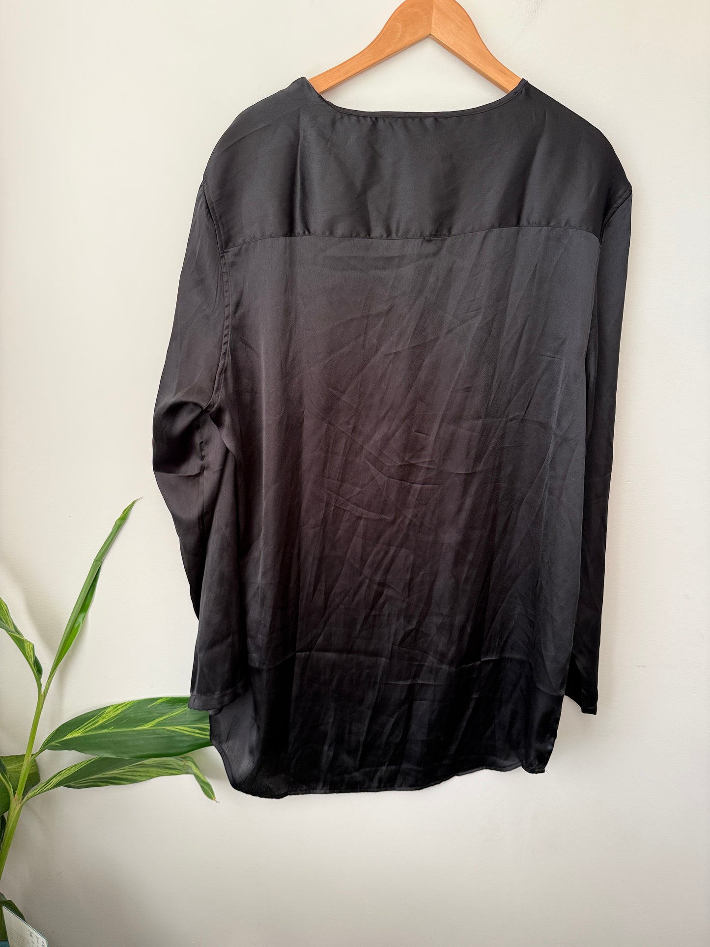 ASOS Size 2XL V Neck Long-Sleeve Top