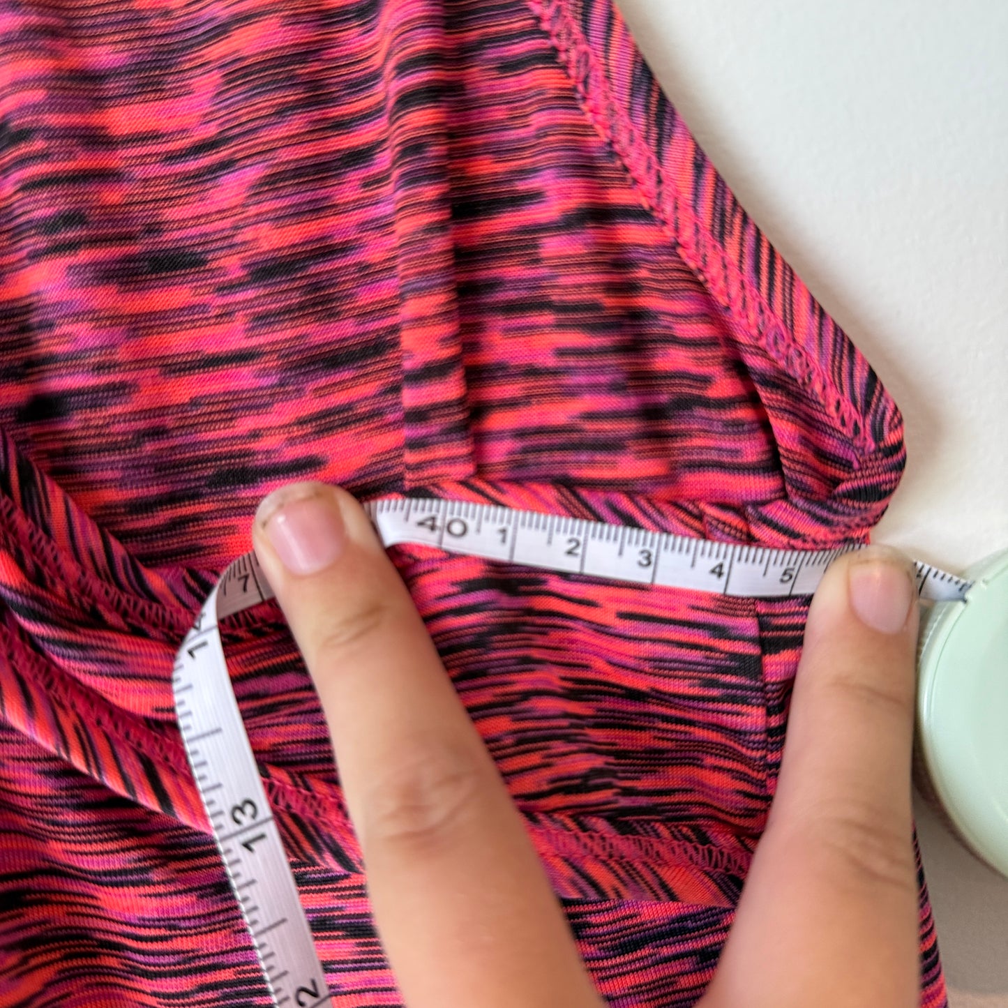 Brand Unknown Athletic Tank – U/Arm 45cm