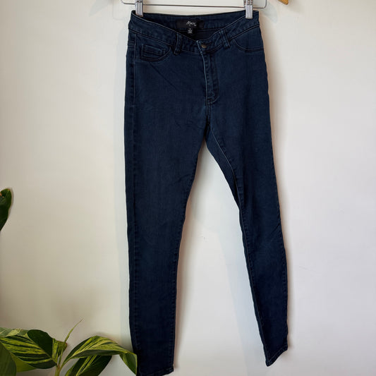 Max Size 6 High-Waist Skinny Jeans