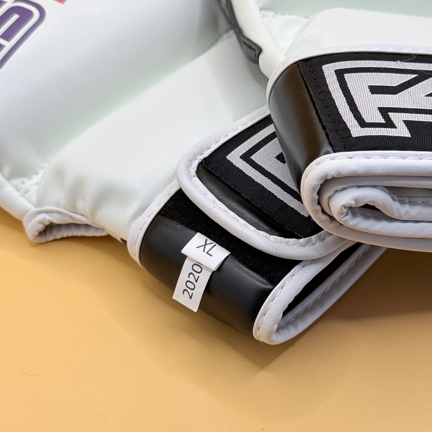 F45 Training MMA Gloves